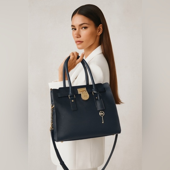 Michael Kors Navy Hamilton | Large - Picture 1 of 6